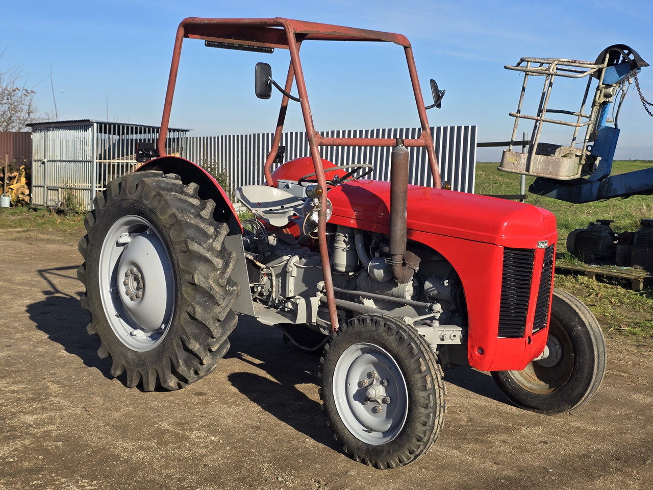 FERGUSON TEF20 - Tracteur agricole: photos 2 FERGUSON TEF20 - Tracteur agricole: photos 2