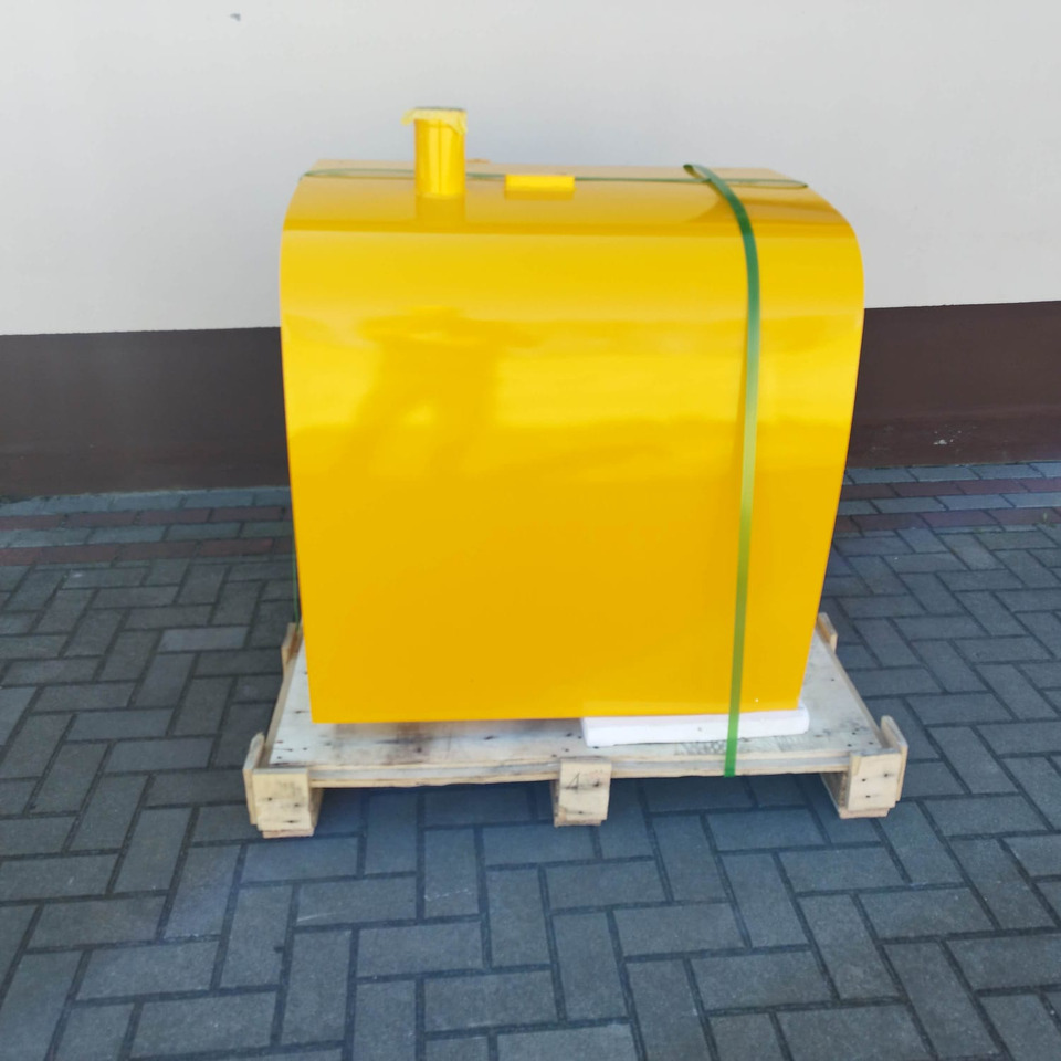 JCB 335/A8209 - Réservoir de carburant pour Engins de chantier: photos 1 JCB 335/A8209 - Réservoir de carburant pour Engins de chantier: photos 1