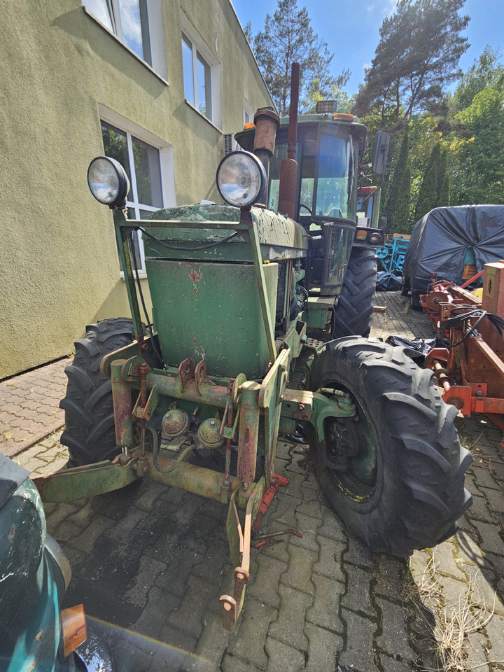 John Deere 4230 - Tracteur agricole: photos 4 John Deere 4230 - Tracteur agricole: photos 4