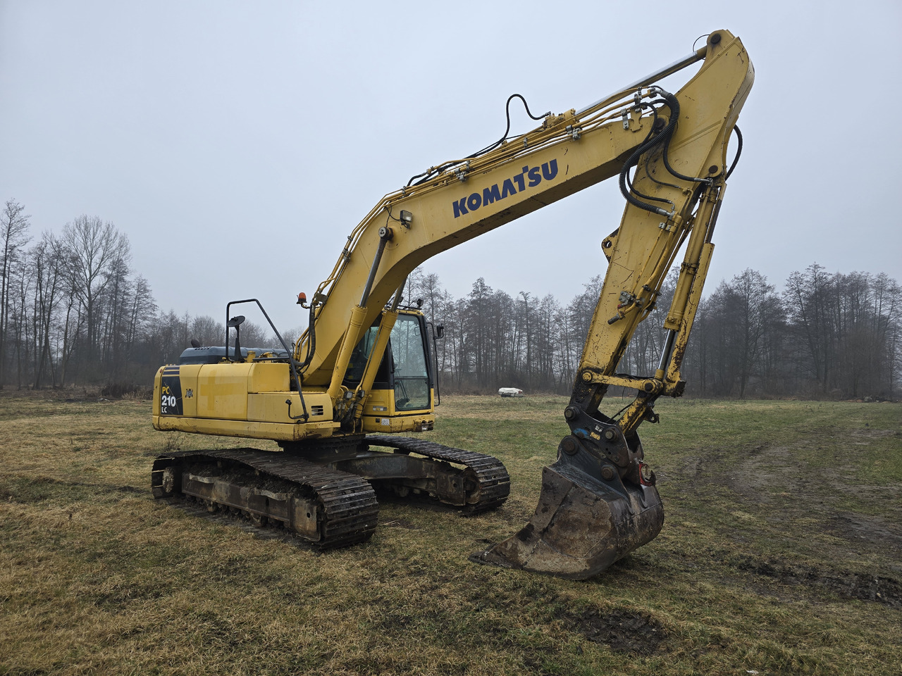 KOMATSU PS210LC-8 - Pelle sur chenille: photos 1 KOMATSU PS210LC-8 - Pelle sur chenille: photos 1