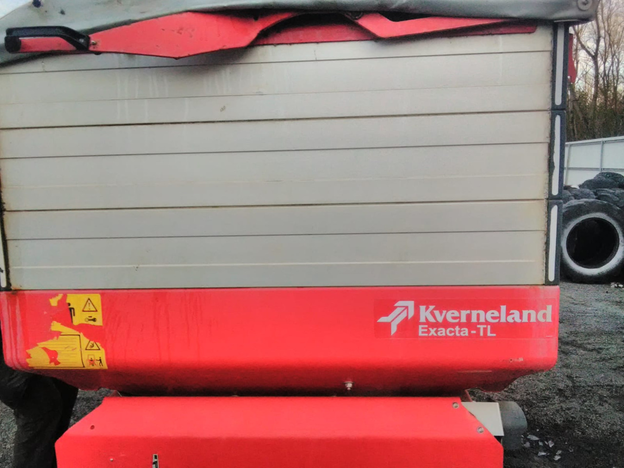 KVERNELAND EXACTA – TL - Distributeur d'engrais: photos 5 KVERNELAND EXACTA – TL - Distributeur d'engrais: photos 5