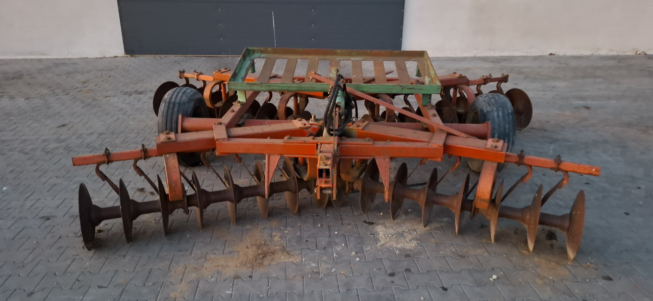 Kverneland 4 m - Cover crop: photos 1 Kverneland 4 m - Cover crop: photos 1