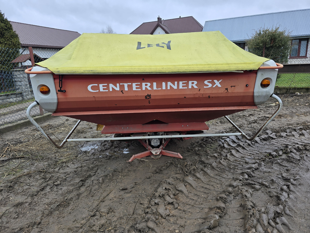 LELY Centerliner SX 2500 - Distributeur d'engrais: photos 3 LELY Centerliner SX 2500 - Distributeur d'engrais: photos 3