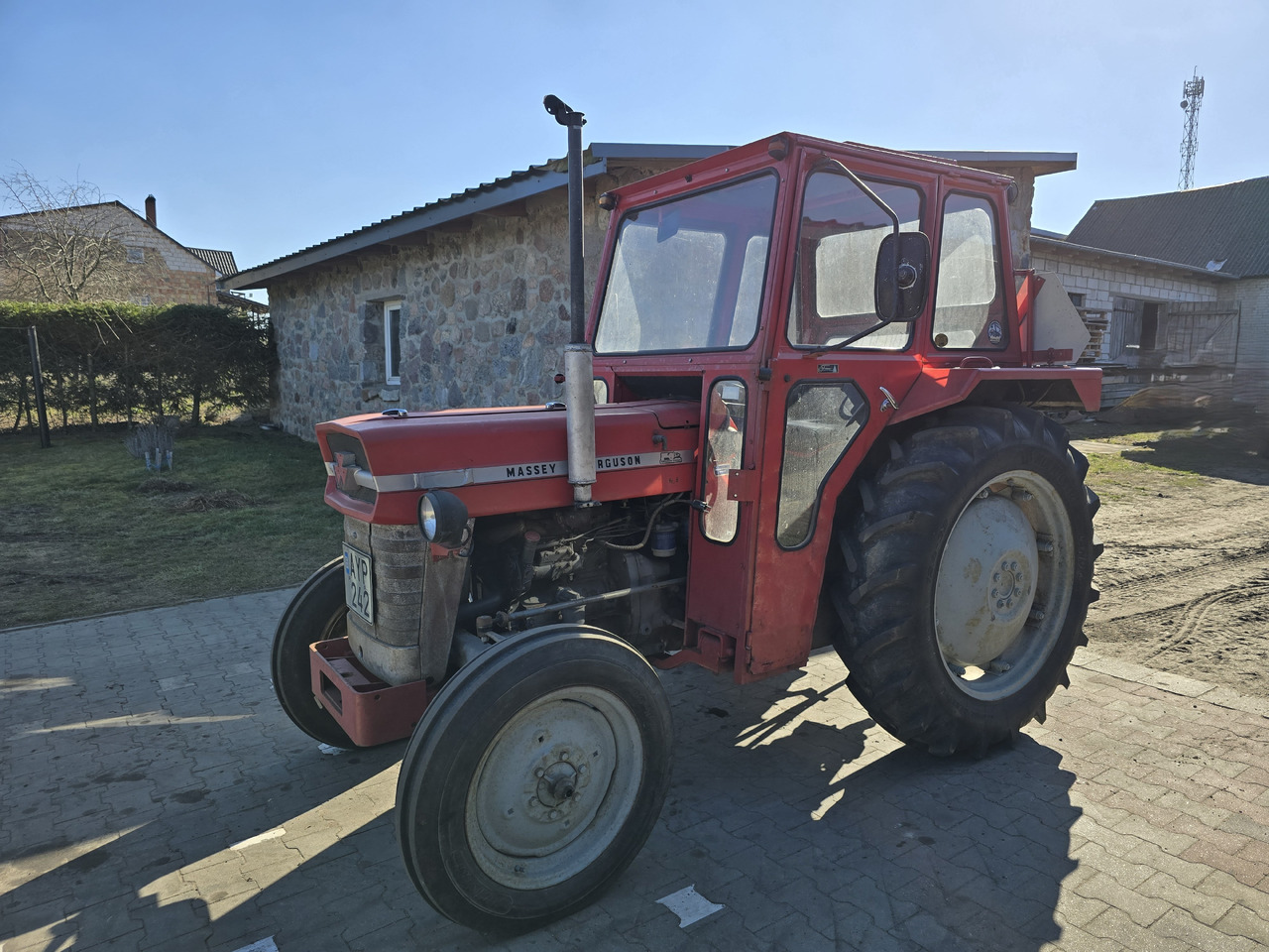 MASSEY FERGUSON 135 - Tracteur agricole: photos 2 MASSEY FERGUSON 135 - Tracteur agricole: photos 2
