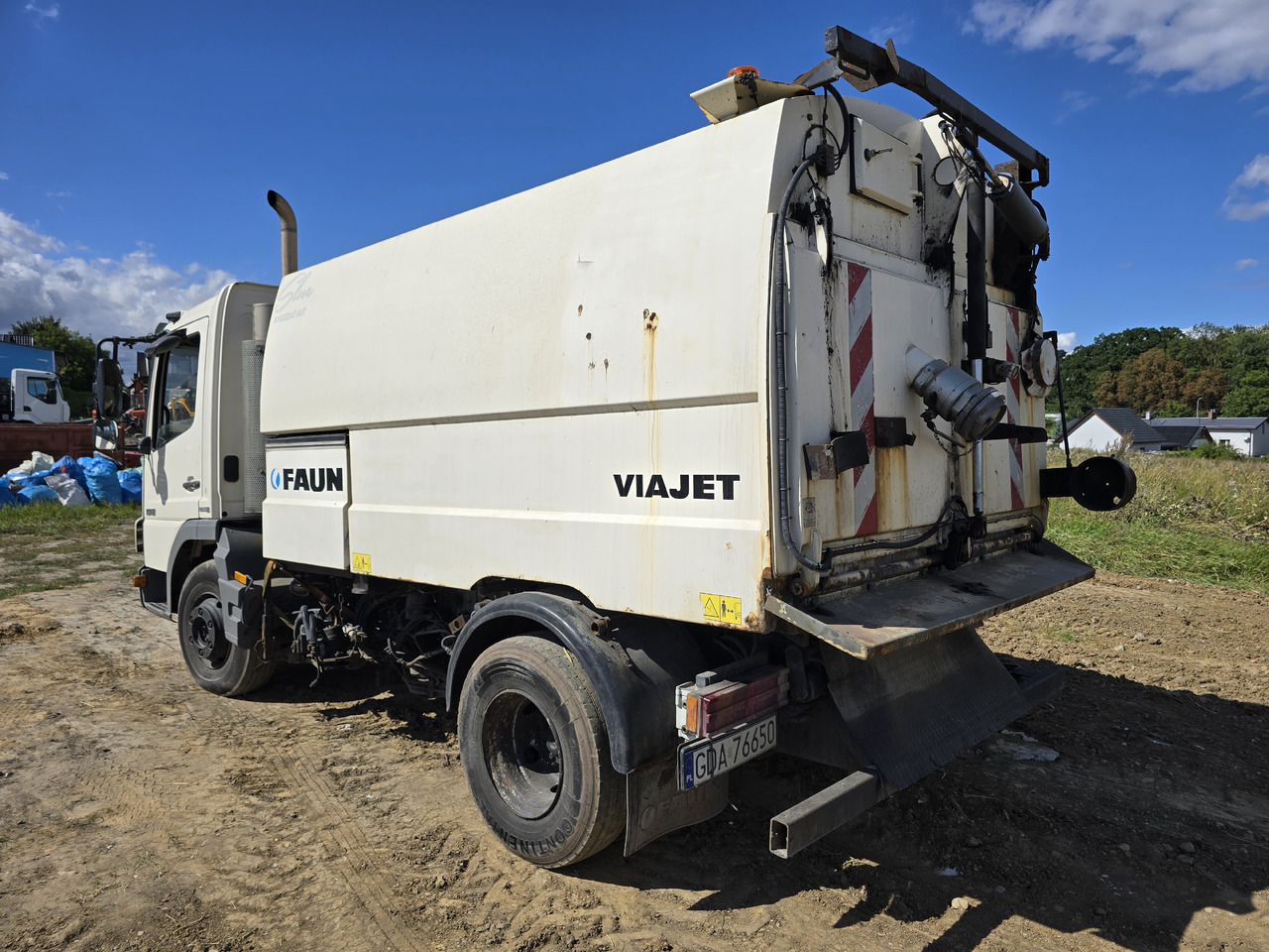 Balayeuse de voirie MERCEDES-BENZ Atego: photos 6