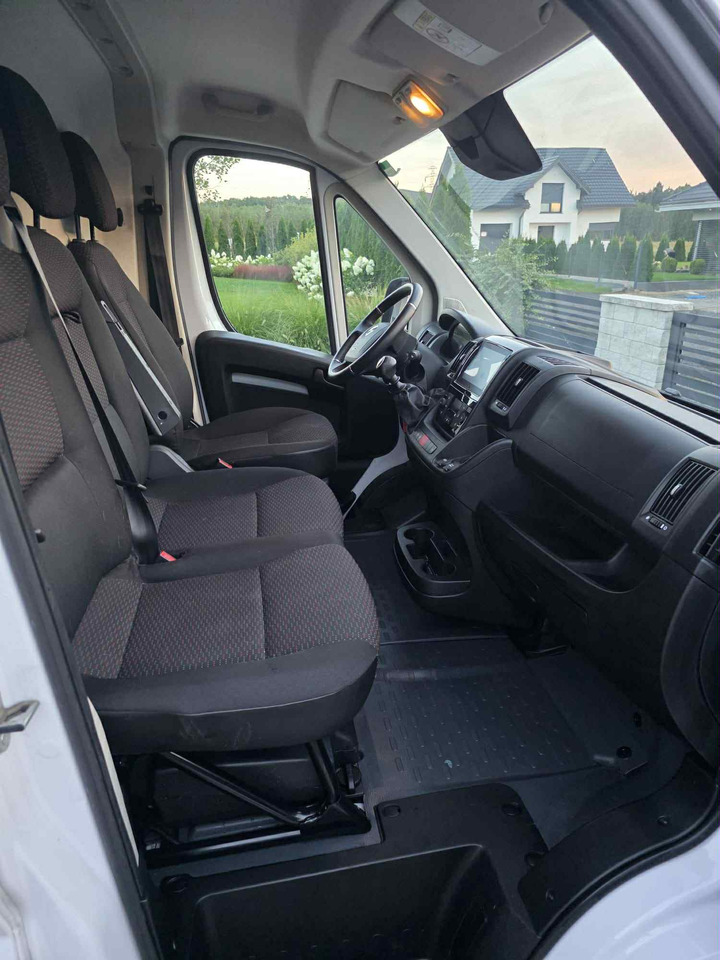 Opel Movano - Fourgon utilitaire: photos 5 Opel Movano - Fourgon utilitaire: photos 5