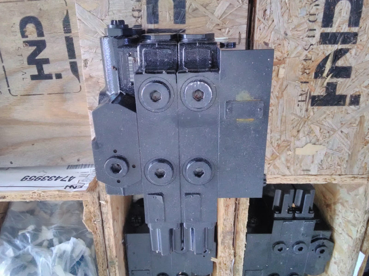 CNH 47433959 - Pièces de rechange pour Machine agricole: photos 5 CNH 47433959 - Pièces de rechange pour Machine agricole: photos 5