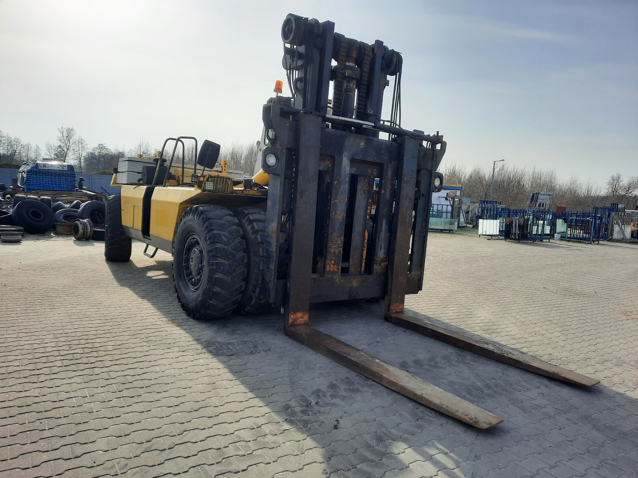 Valmet TD2712 - A25036 - Chariot porte-conteneur: photos 2 Valmet TD2712 - A25036 - Chariot porte-conteneur: photos 2