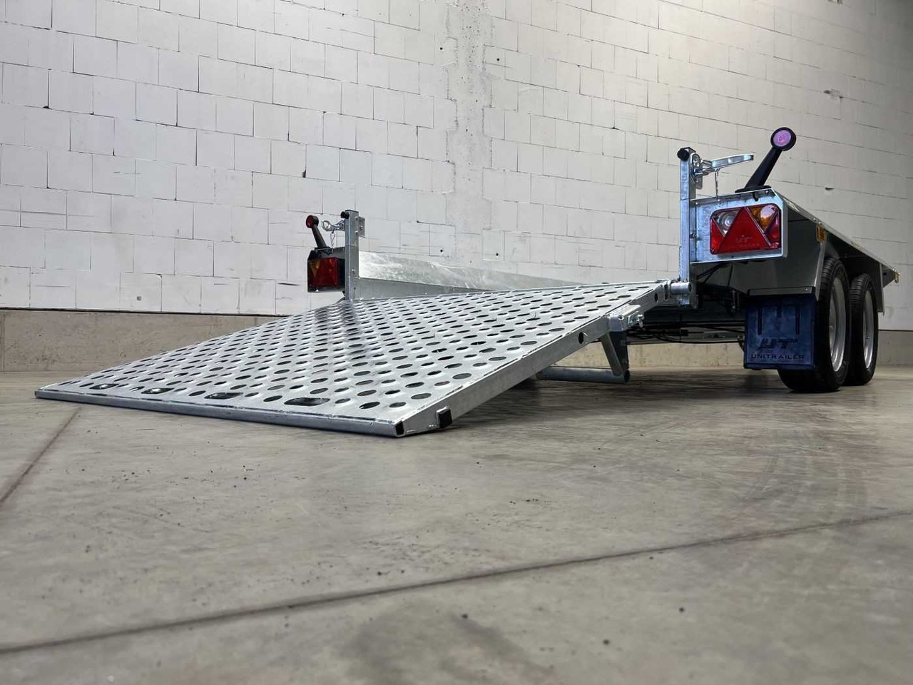 MARTZ BAU-3 300/2 S 3T Maschinentransporter - Remorque: photos 5 MARTZ BAU-3 300/2 S 3T Maschinentransporter - Remorque: photos 5