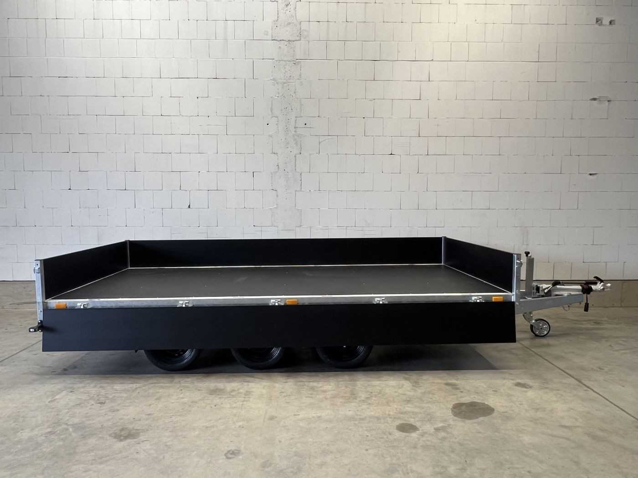 SARIS PL 406 224 3500 3Black Edition Hochlader - Remorque voiture: photos 3 SARIS PL 406 224 3500 3Black Edition Hochlader - Remorque voiture: photos 3