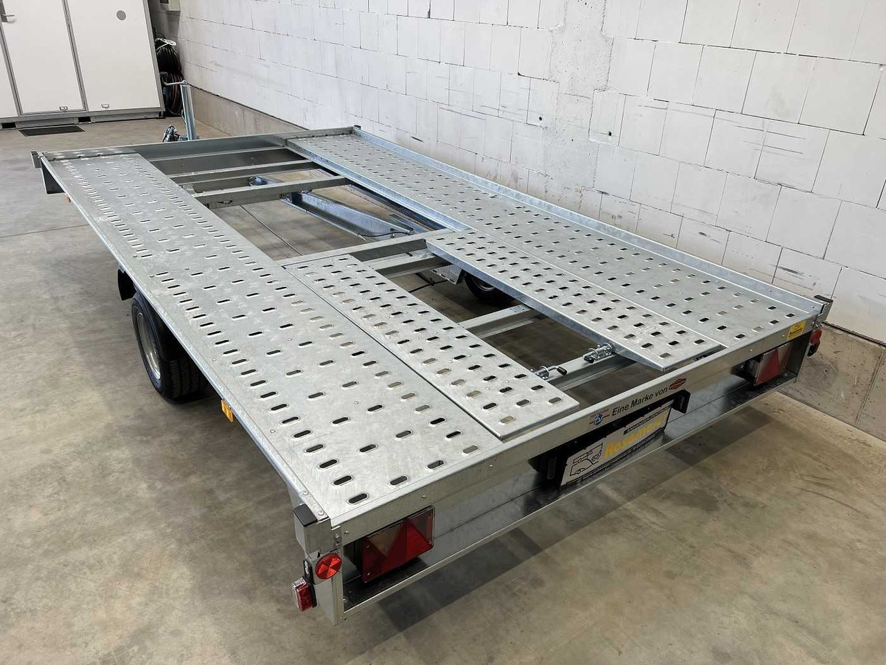 TPV HL-EBK 3520/15 Autotransporter - Remorque porte-voitures: photos 4 TPV HL-EBK 3520/15 Autotransporter - Remorque porte-voitures: photos 4