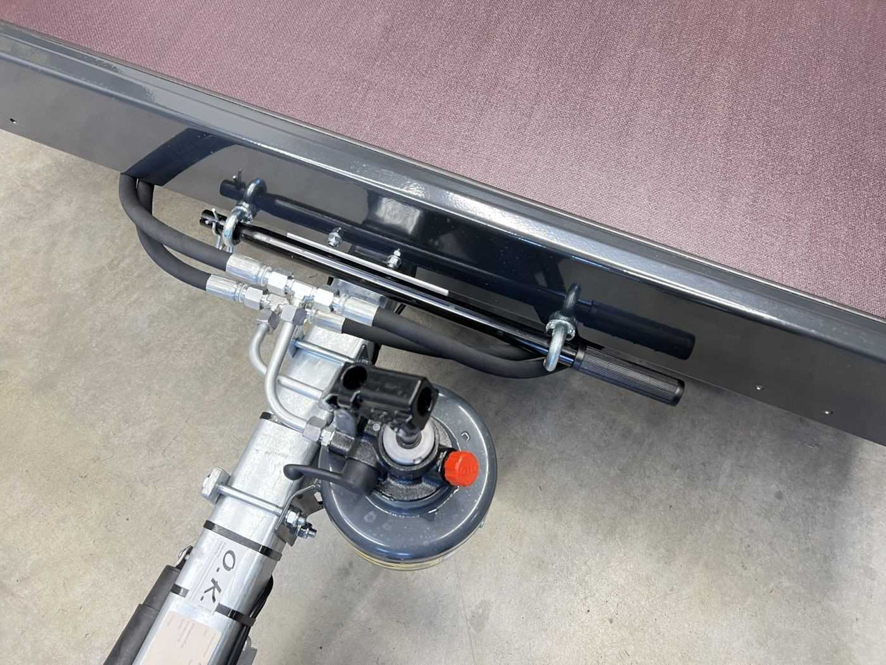 UNSINN UA 3118-18-13 Absenker en crédit-bail UNSINN UA 3118-18-13 Absenker: photos 21