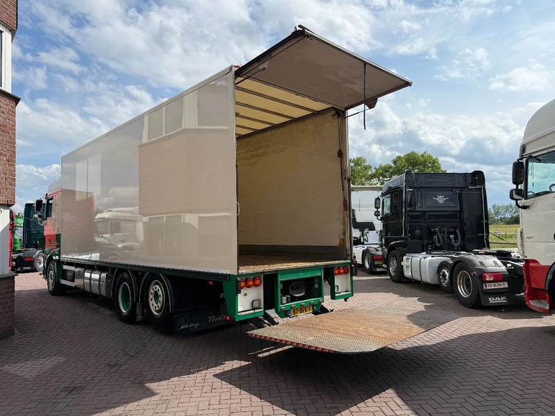DAF XF 460 6x2 SPACECAB "SWARTJES" OPBOUW 3000KG LAADKLEP EURO6 TOPSTAAT - Camion fourgon: photos 4 DAF XF 460 6x2 SPACECAB "SWARTJES" OPBOUW 3000KG LAADKLEP EURO6 TOPSTAAT - Camion fourgon: photos 4