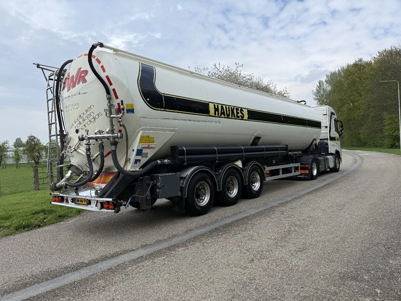 Kässbohrer SSK-60 Kipp-Silo 60.000liter TOP ZUSTAND HOLLAND TRAILER!!!!!!!!! - Semi-remorque citerne: photos 2 Kässbohrer SSK-60 Kipp-Silo 60.000liter TOP ZUSTAND HOLLAND TRAILER!!!!!!!!! - Semi-remorque citerne: photos 2