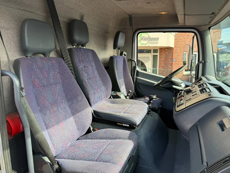 Mercedes-Benz Atego 1223 Atego 1223L Kuhlkoffer / Carrier Xarios 500 / Schatgetriebe / Klima / AHK - Camion frigorifique: photos 4 Mercedes-Benz Atego 1223 Atego 1223L Kuhlkoffer / Carrier Xarios 500 / Schatgetriebe / Klima / AHK - Camion frigorifique: photos 4