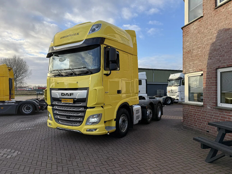 DAF XF 530 XF530 6X2 FTG SSC / EURO6 D / RETARDER / STANDAIRCO / SCHUIFSCHOTEL - Tracteur routier: photos 2 DAF XF 530 XF530 6X2 FTG SSC / EURO6 D / RETARDER / STANDAIRCO / SCHUIFSCHOTEL - Tracteur routier: photos 2