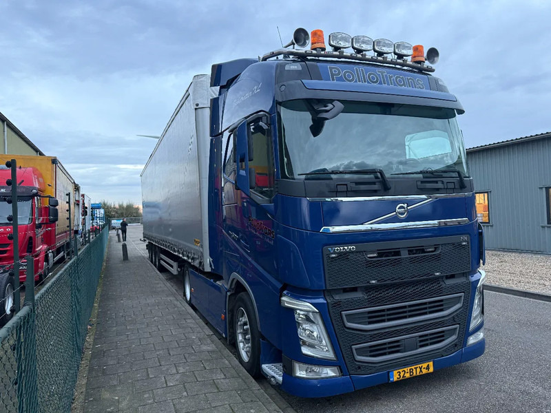 Volvo FH FH500 XL X-low including 2023 Wielton Mega trailer - Tracteur routier: photos 2 Volvo FH FH500 XL X-low including 2023 Wielton Mega trailer - Tracteur routier: photos 2
