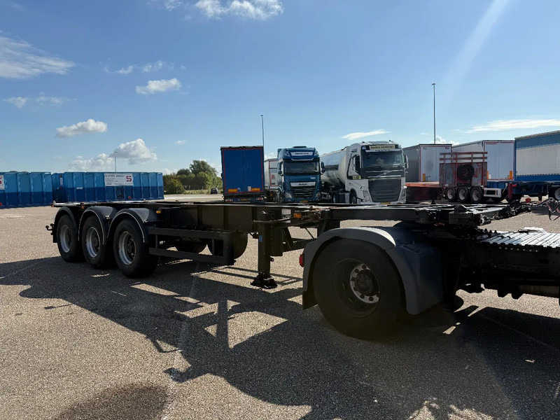 Van Hool Van Hool container chassis / SAF drum / 2x Lift Axle / tankcontainer - Semi-remorque porte-conteneur/ Caisse mobile: photos 3 Van Hool Van Hool container chassis / SAF drum / 2x Lift Axle / tankcontainer - Semi-remorque porte-conteneur/ Caisse mobile: photos 3