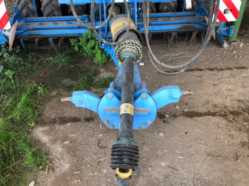 Lemken Compact Solitair 9/400 Zirkon 10 starr - Combiné de semis: photos 4 Lemken Compact Solitair 9/400 Zirkon 10 starr - Combiné de semis: photos 4