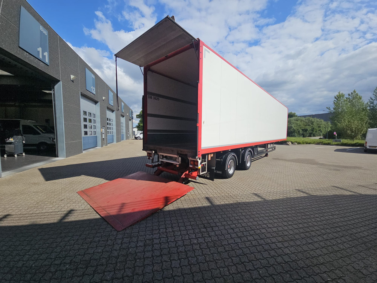 Kel-Berg 2 Aksel City 13,60 - Semi-remorque fourgon: photos 5 Kel-Berg 2 Aksel City 13,60 - Semi-remorque fourgon: photos 5