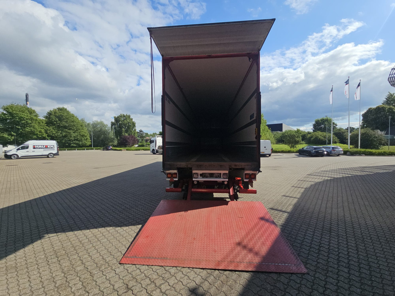 Kel-Berg 2 Aksel City 13,60 - Semi-remorque fourgon: photos 4 Kel-Berg 2 Aksel City 13,60 - Semi-remorque fourgon: photos 4