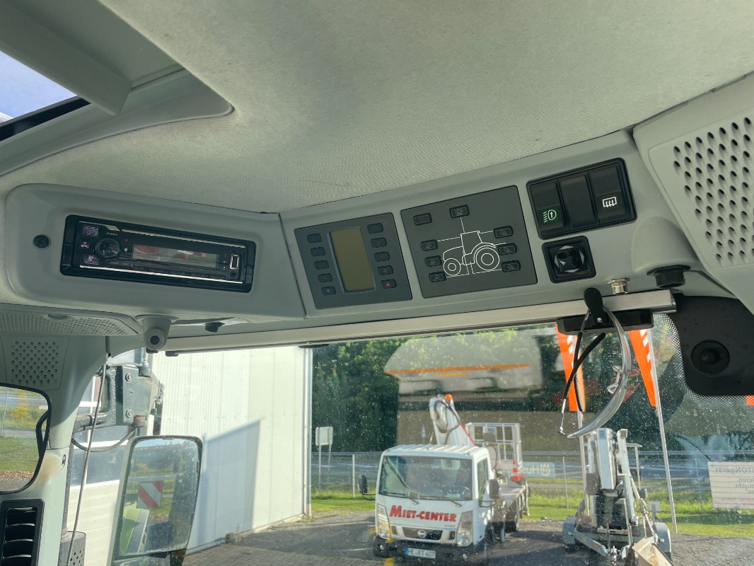 Tracteur agricole CLAAS Arion 660 CMATIC: photos 6