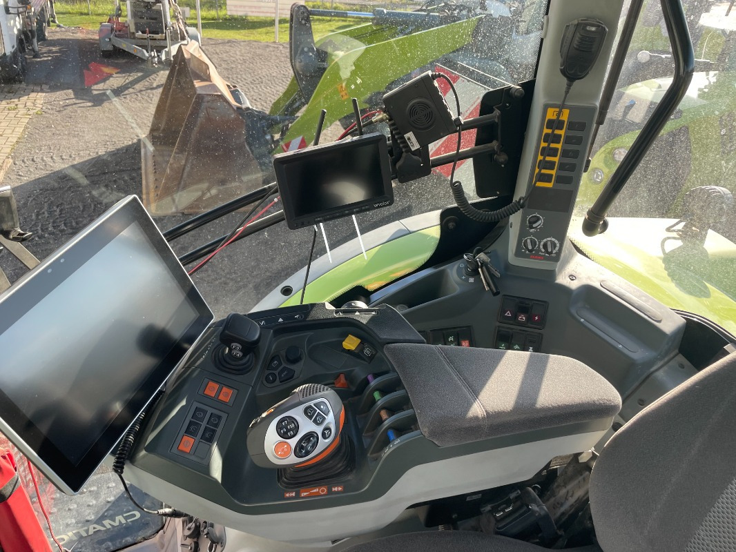 Tracteur agricole CLAAS Arion 660 CMATIC: photos 8