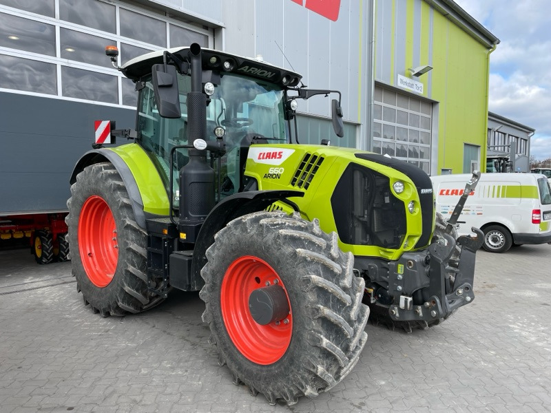 CLAAS Arion 660 CMATIC - Tracteur agricole: photos 1 CLAAS Arion 660 CMATIC - Tracteur agricole: photos 1