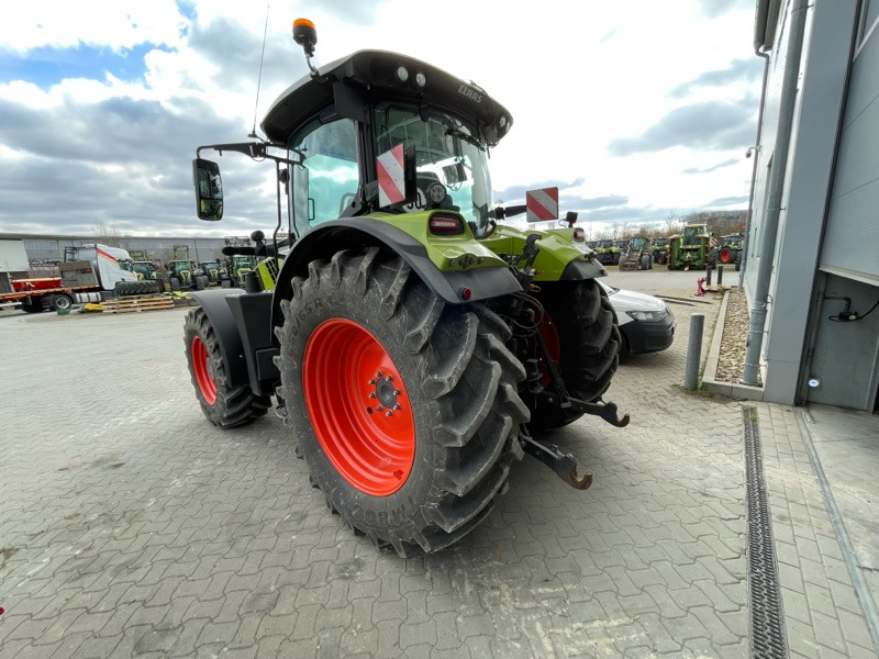 CLAAS Arion 660 CMATIC - Tracteur agricole: photos 5 CLAAS Arion 660 CMATIC - Tracteur agricole: photos 5