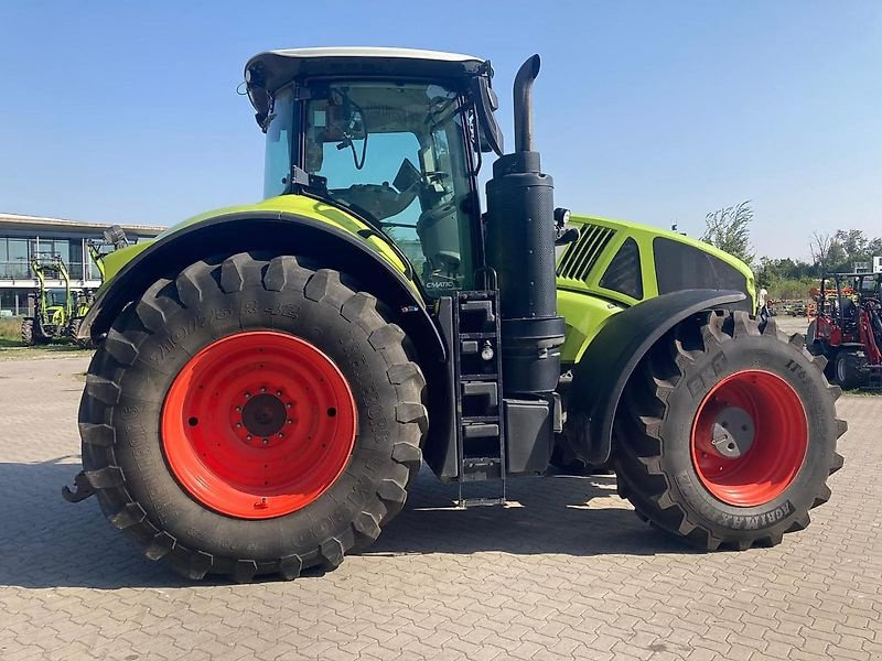 CLAAS Axion 930 - Tracteur agricole: photos 5 CLAAS Axion 930 - Tracteur agricole: photos 5