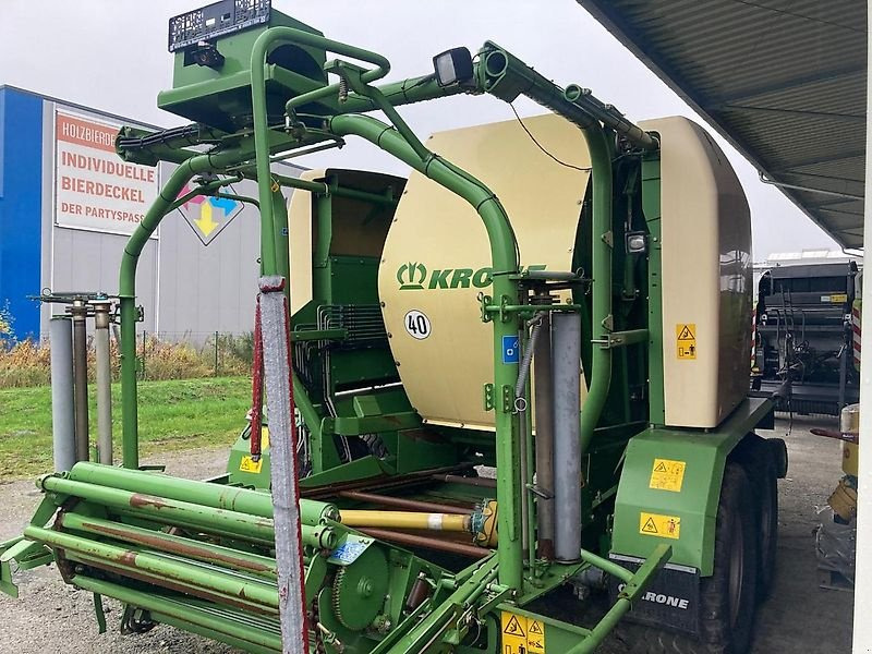 Krone Comprima CV 150 XC - Presse à balles rondes: photos 3 Krone Comprima CV 150 XC - Presse à balles rondes: photos 3