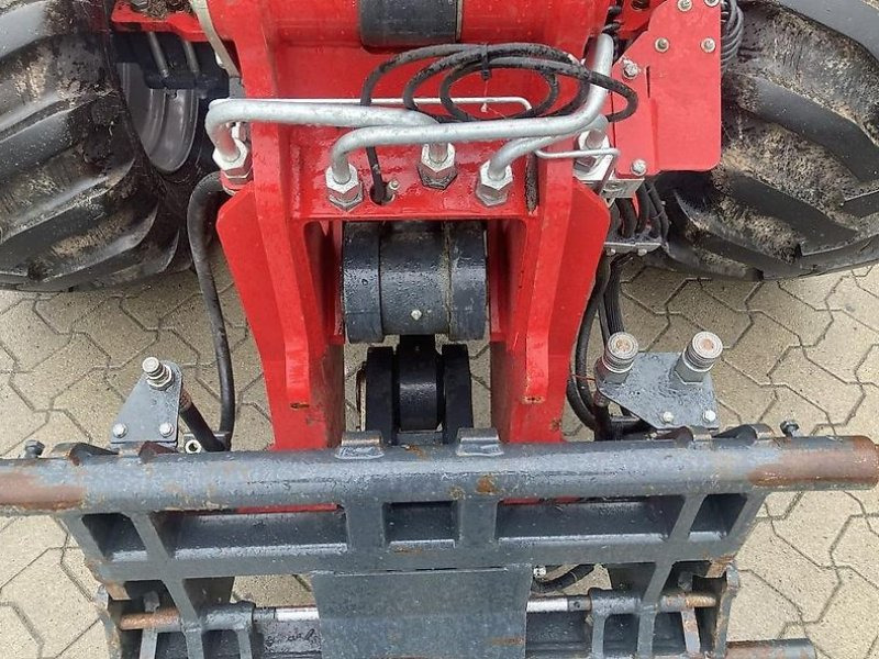 Schäffer 6680T - Chargeuse sur pneus télescopique: photos 5 Schäffer 6680T - Chargeuse sur pneus télescopique: photos 5