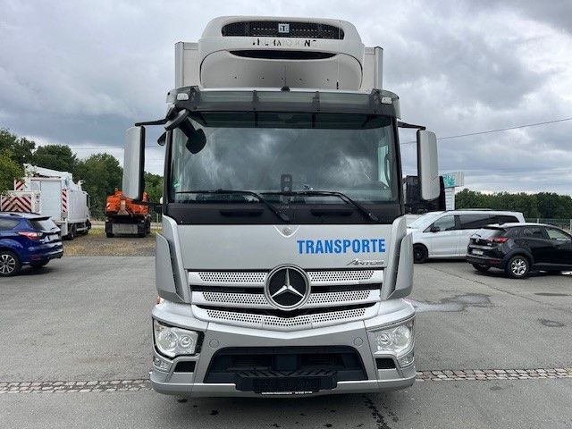 Camion frigorifique Mercedes-Benz Antos1835 Tiefkühlaufbau  Ladebordw. Thermoking: photos 9