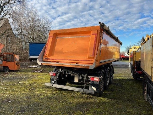 Schmitz Cargobull SKI 24 7,2 Alu Kastenmulde Verschleißboden neu - Semi-remorque benne: photos 5 Schmitz Cargobull SKI 24 7,2 Alu Kastenmulde Verschleißboden neu - Semi-remorque benne: photos 5