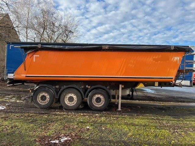 Schmitz Cargobull SKI 24 7,2 Alu Kastenmulde Verschleißboden neu - Semi-remorque benne: photos 1 Schmitz Cargobull SKI 24 7,2 Alu Kastenmulde Verschleißboden neu - Semi-remorque benne: photos 1