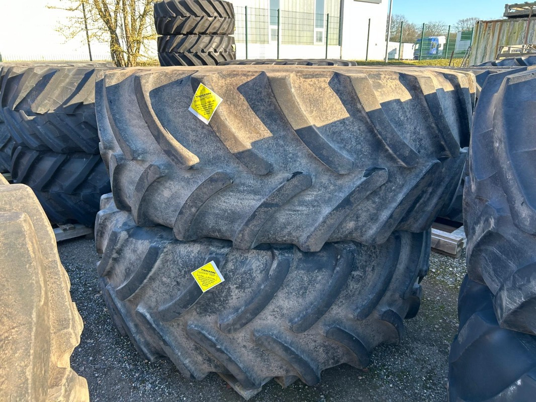 Firestone 710/70R42 - Pneus et jantes pour Machine agricole: photos 1 Firestone 710/70R42 - Pneus et jantes pour Machine agricole: photos 1