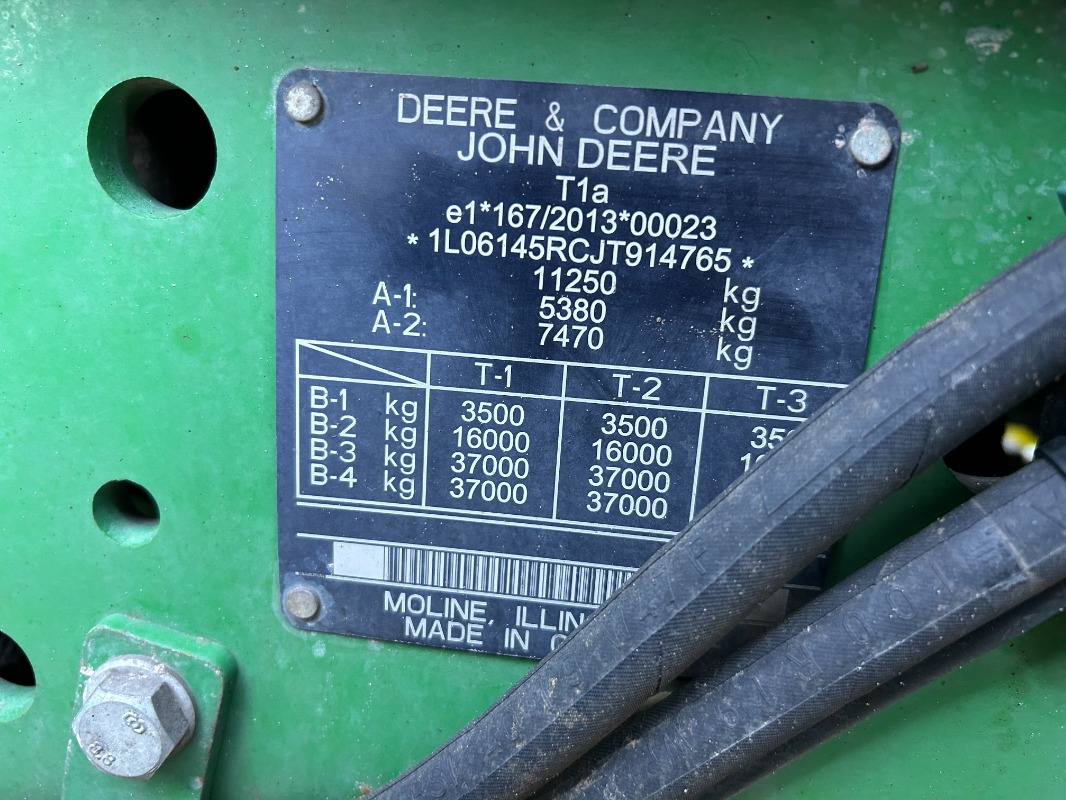 John Deere 6145R - Tracteur agricole: photos 2 John Deere 6145R - Tracteur agricole: photos 2