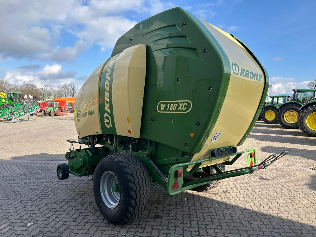 Krone Comprima V 180 XC - Enrubanneuse: photos 4 Krone Comprima V 180 XC - Enrubanneuse: photos 4