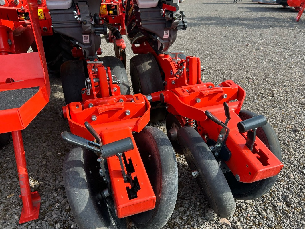Kuhn Maxima 3 RT E *DEMO* - Semoir/ Planteuse: photos 5 Kuhn Maxima 3 RT E *DEMO* - Semoir/ Planteuse: photos 5