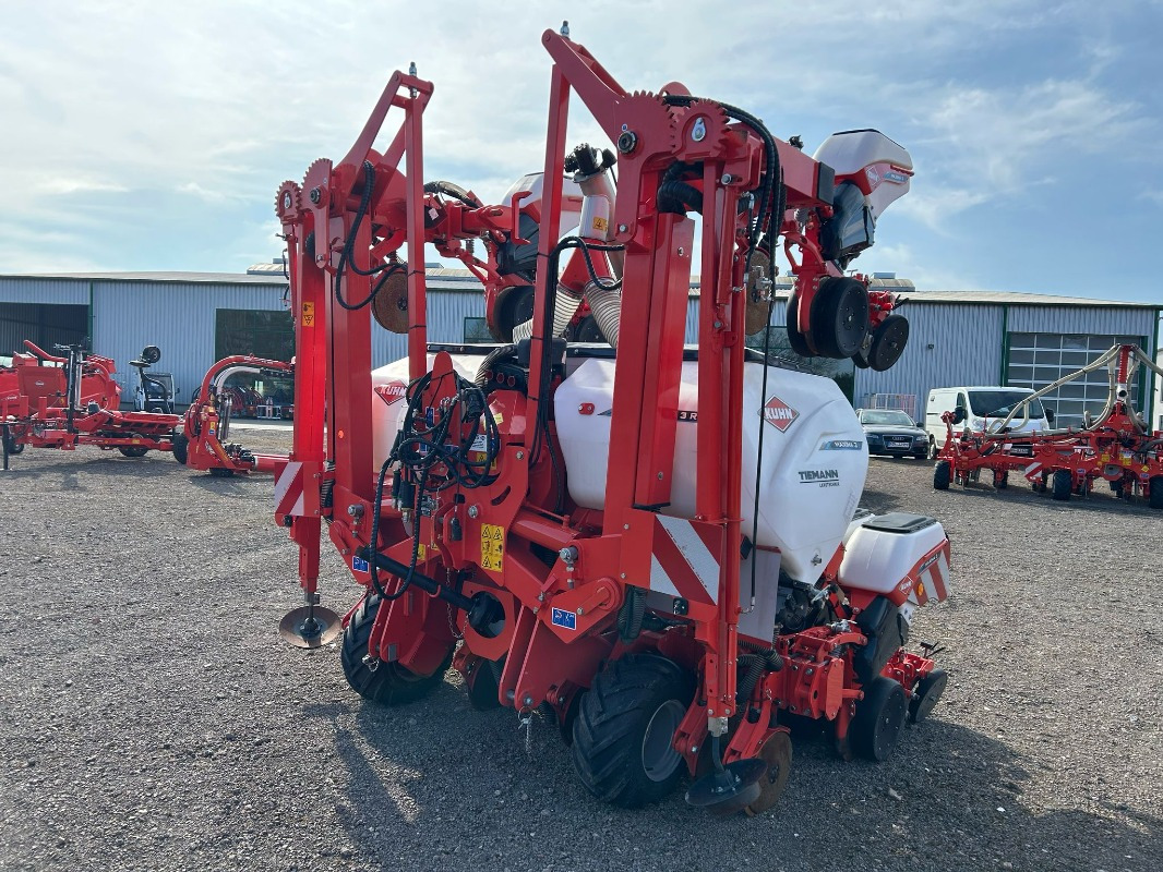 Kuhn Maxima 3 RT E *DEMO* - Semoir/ Planteuse: photos 2 Kuhn Maxima 3 RT E *DEMO* - Semoir/ Planteuse: photos 2