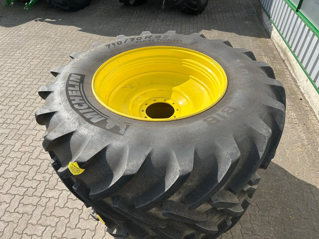 Michelin Kompletträder 710/70R42 600/70R30 - Pneu pour Machine agricole: photos 3 Michelin Kompletträder 710/70R42 600/70R30 - Pneu pour Machine agricole: photos 3