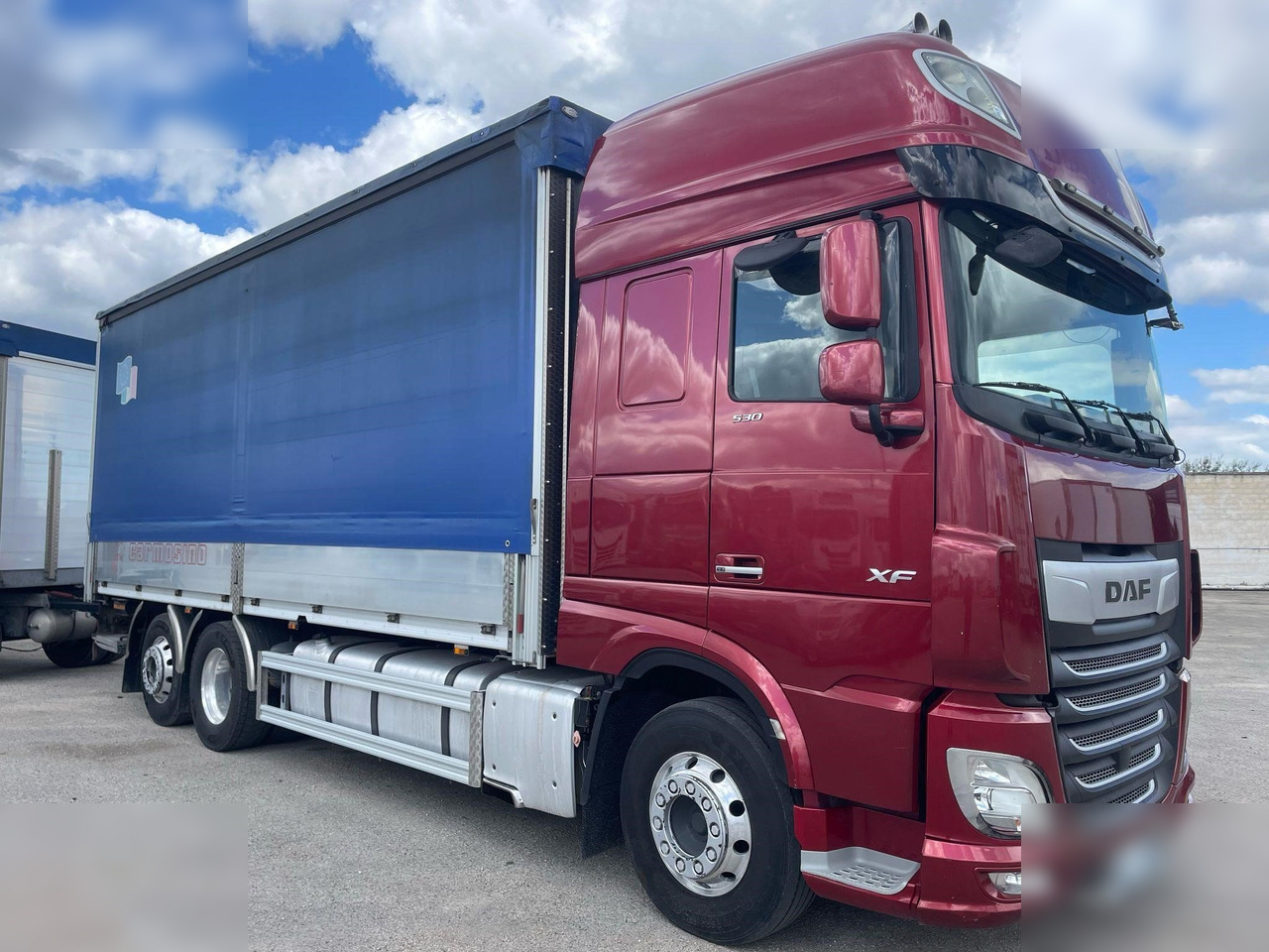 DAF XF530 - Camion à rideaux coulissants: photos 3 DAF XF530 - Camion à rideaux coulissants: photos 3