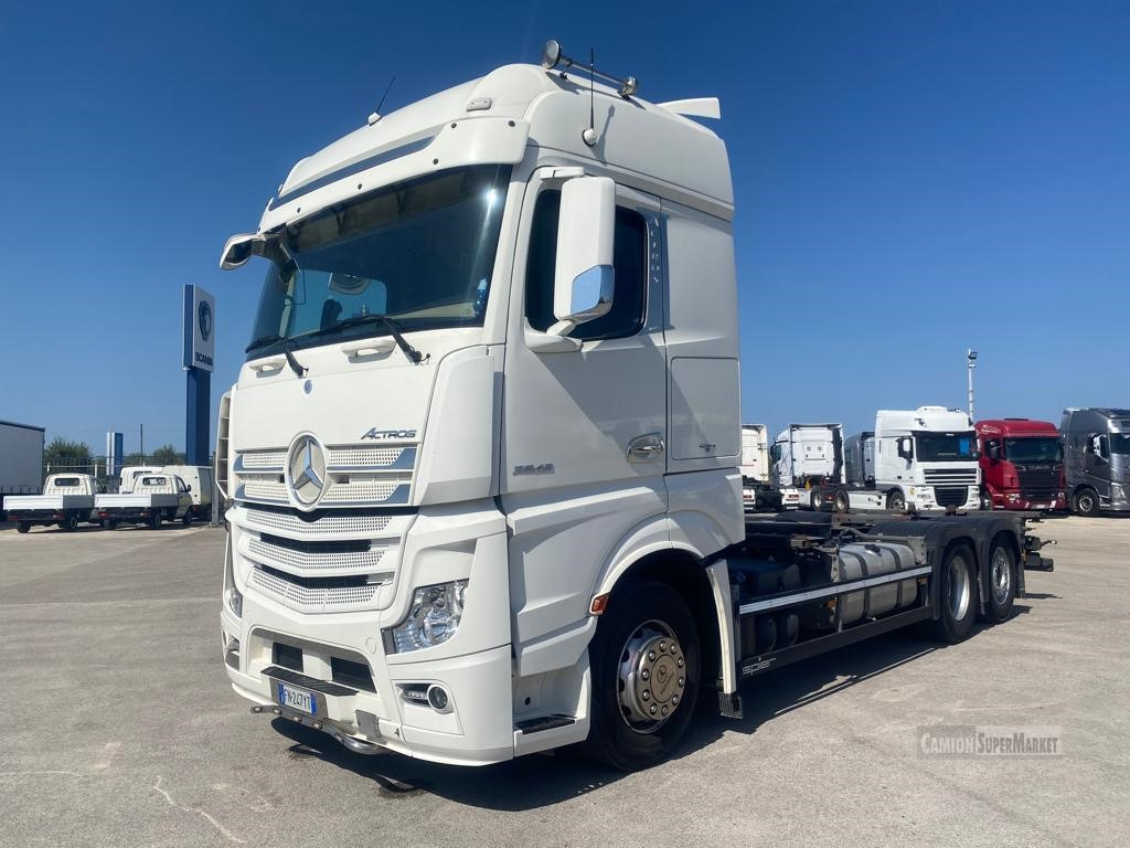 MERCEDES-BENZ ACTROS 2545 - Camion porte-conteneur/ Caisse mobile: photos 5 MERCEDES-BENZ ACTROS 2545 - Camion porte-conteneur/ Caisse mobile: photos 5