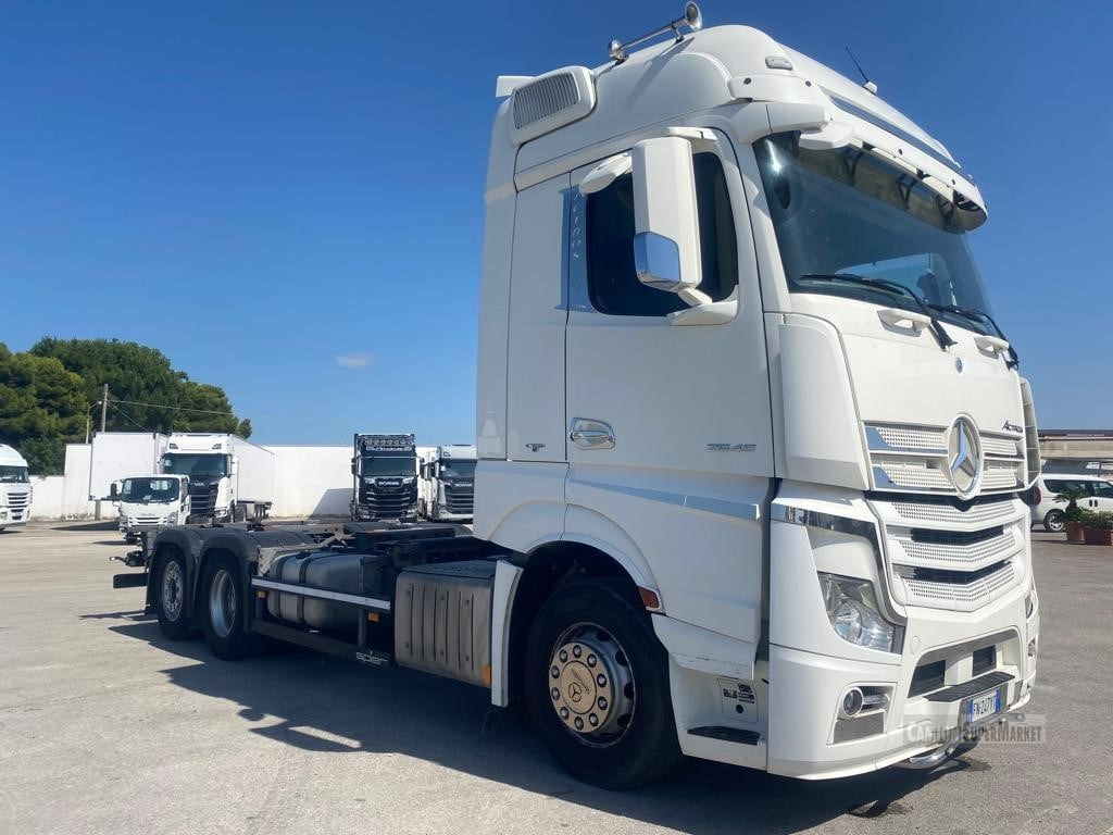 MERCEDES-BENZ ACTROS 2545 - Châssis cabine: photos 1 MERCEDES-BENZ ACTROS 2545 - Châssis cabine: photos 1