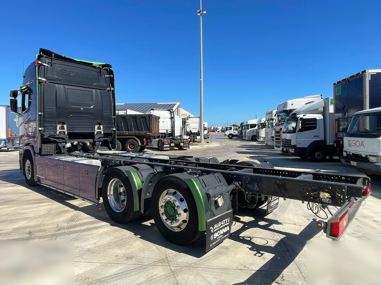 SCANIA S520 - Châssis cabine: photos 3 SCANIA S520 - Châssis cabine: photos 3