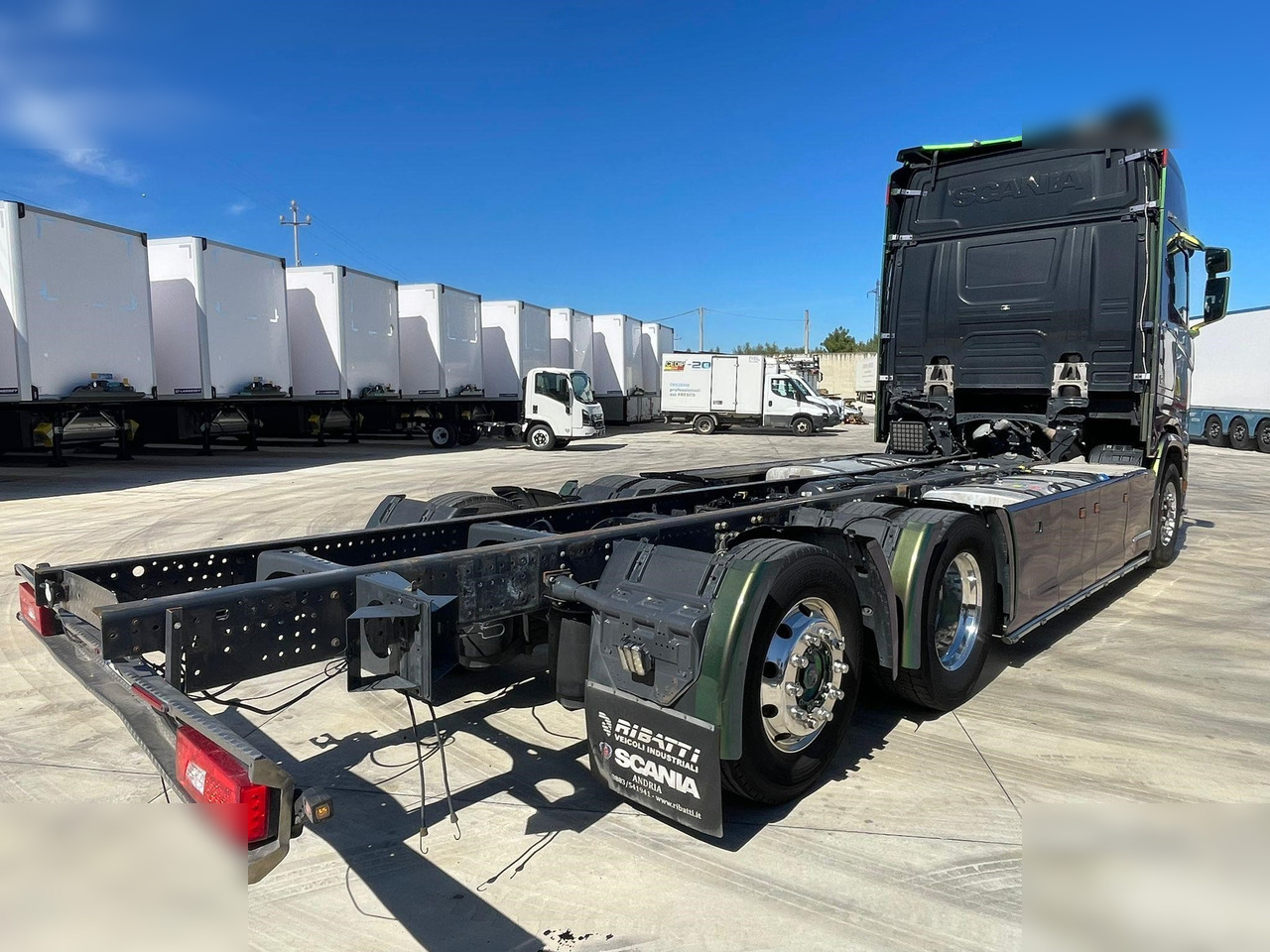 SCANIA S520 - Châssis cabine: photos 4 SCANIA S520 - Châssis cabine: photos 4