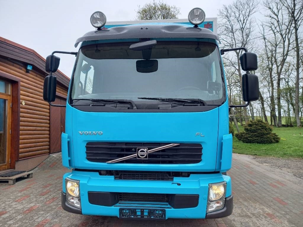 Volvo FL 240, 4x2, GW 16000 KG - Camion fourgon: photos 5 Volvo FL 240, 4x2, GW 16000 KG - Camion fourgon: photos 5