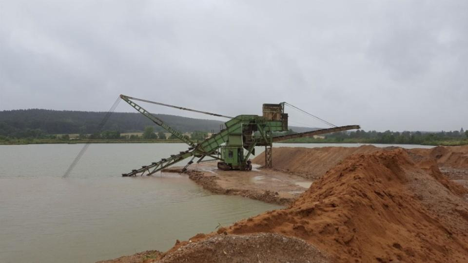 180 Eimmerkettenbagger - Dragline (pelle à benne traînante): photos 1 180 Eimmerkettenbagger - Dragline (pelle à benne traînante): photos 1
