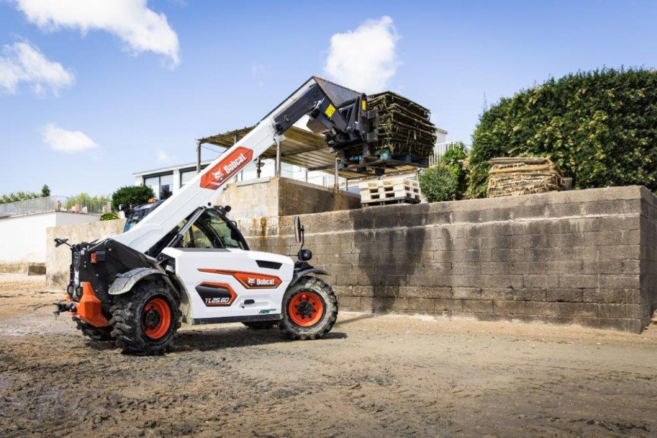 Bobcat TL25-60 Agri 1 5 Jahre 0% - Chariot télescopique: photos 1 Bobcat TL25-60 Agri 1 5 Jahre 0% - Chariot télescopique: photos 1