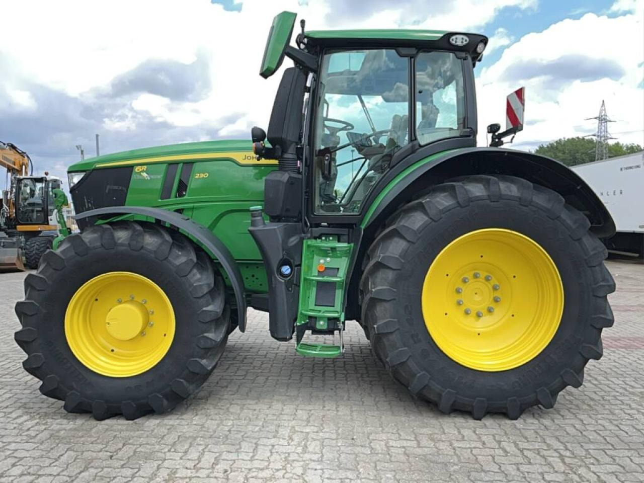 John Deere 6R230 - Tracteur agricole: photos 1 John Deere 6R230 - Tracteur agricole: photos 1